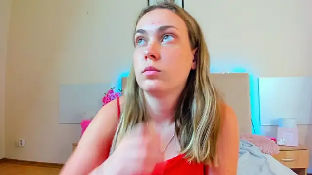 MelanieCuty online show from June 26, 5:41 pm
