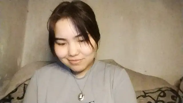CuteAngell online show from May 22, 7:45 pm