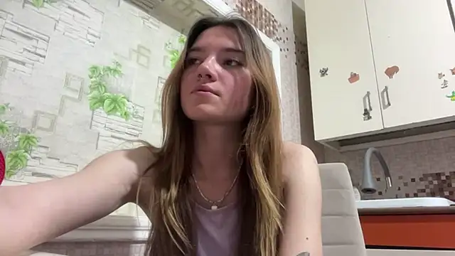 Lili Kilian online show from April 21, 3:18 pm