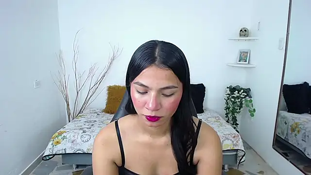 Emma Faith online show from May 26, 2:04 pm