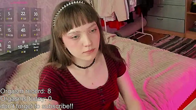 RileyNymph online show from March 24, 3:17 am