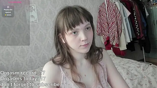 RileyNymph online show from April 14, 3:22 am