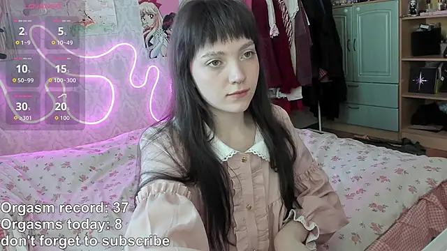 RileyNymph online show from April 22, 3:13 am