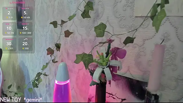 RileyNymph online show from July 25, 3:14 am