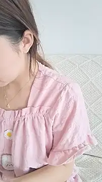 Snapshot of tiantian_niu chatting on June 2, 10:37 am tiantian niu online show from June 2, 10:37 am