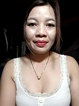 Yiyi102300 online show from March 28, 1:01 pm