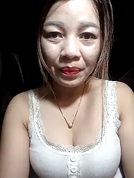 Yiyi102300 online show from March 29, 2:19 pm