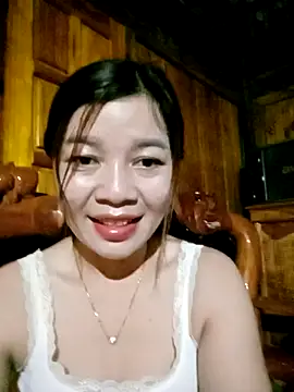 Yiyi102300 online show from April 13, 1:04 pm