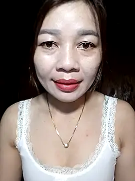 Yiyi102300 online show from April 19, 1:12 pm