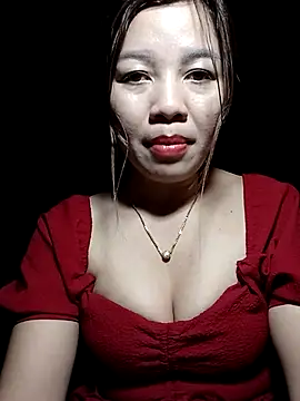 Yiyi102300 online show from March 24, 12:38 pm