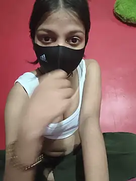 Snapshot of maahi213 chatting on June 19, 2:34 pm maahi213 online show from June 19, 2:34 pm