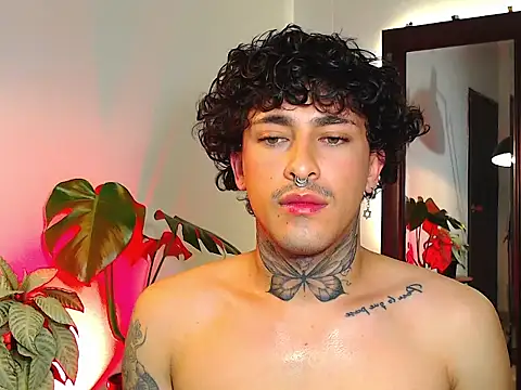 Snapshot of stevennavarro chatting on March 14, 1:33 am stevennavarro online show from March 14, 1:33 am