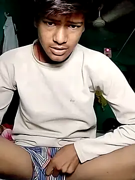 Snapshot of pandey_ji_ka_beta_hu chatting on April 8, 10:22 pm pandey ji ka beta hu online show from April 8, 10:22 pm