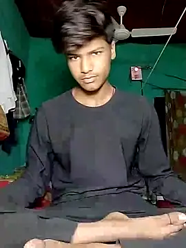 Snapshot of pandey_ji_ka_beta_hu chatting on April 4, 4:35 pm pandey ji ka beta hu online show from April 4, 4:35 pm