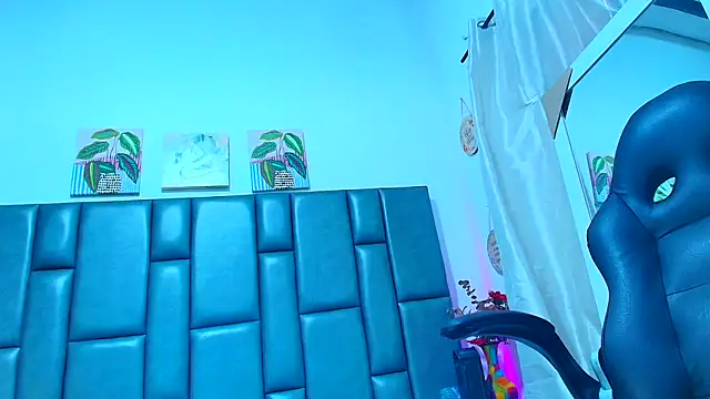 PamelaRosse07 online show from April 22, 1:18 pm