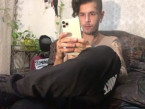 luckydick333 online show from March 18, 9:37 pm