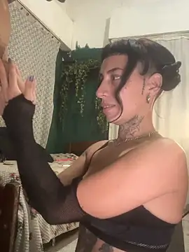 luckydick333 online show from April 25, 4:48 am