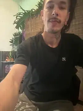 luckydick333 online show from April 23, 12:06 am