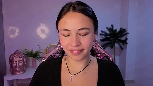 bonnie 1s online show from June 20, 1:05 pm