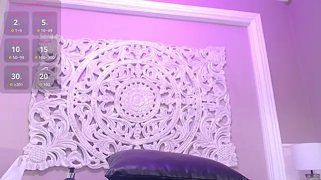 ElaineLaurent online show from April 2, 3:24 am