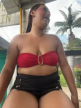 Naughty-Samanta- online show from July 16, 6:16 pm