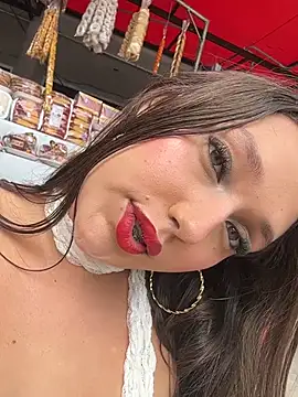Naughty-Samanta- online show from July 21, 5:58 pm