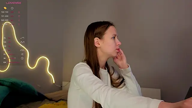 Emma dream  online show from May 25, 2:00 am