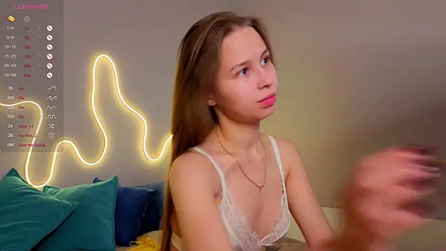 Emma dream  online show from June 21, 1:22 am