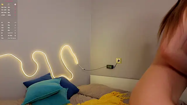 Emma dream  online show from May 1, 1:10 am