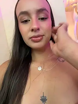 Snapshot of AliciaRoux chatting on July 8, 6:41 pm AliciaRoux online show from July 8, 6:41 pm