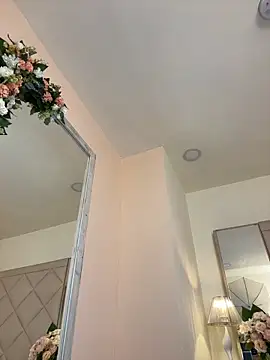 AliciaRoux online show from April 5, 8:26 pm