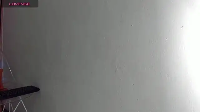  karlaruso online show from April 23, 12:11 pm