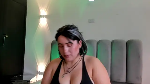 JeanneWilliams online show from April 28, 12:53 pm