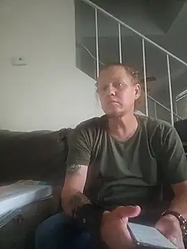 yourMasterisBored online show from June 12, 2:09 am