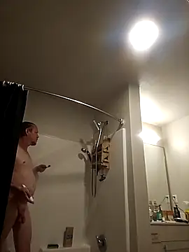 yourMasterisBored online show from April 13, 2:21 pm