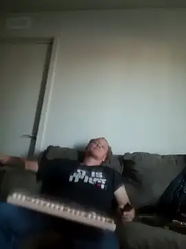 yourMasterisBored online show from May 23, 12:53 am