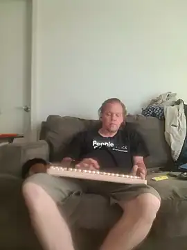 yourMasterisBored online show from May 18, 2:11 pm