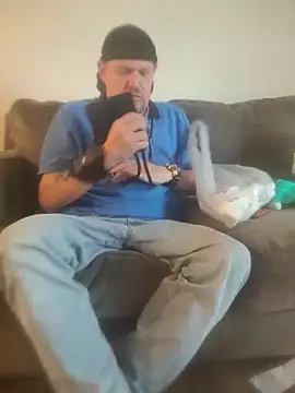 yourMasterisBored online show from March 23, 2:06 pm