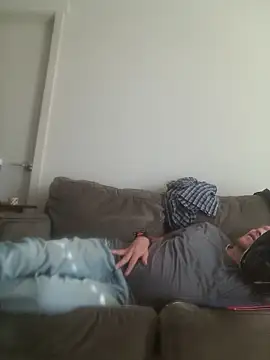 yourMasterisBored online show from April 21, 3:18 pm