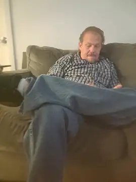 yourMasterisBored online show from March 31, 3:14 pm