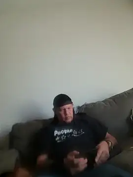 yourMasterisBored online show from May 11, 4:04 pm