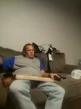 yourMasterisBored online show from May 28, 2:52 am