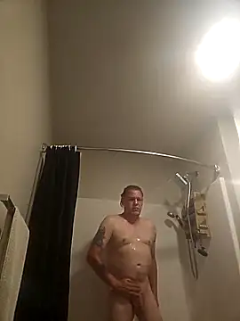 yourMasterisBored online show from April 27, 12:58 pm