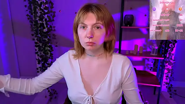 susie miu online show from May 20, 9:23 pm