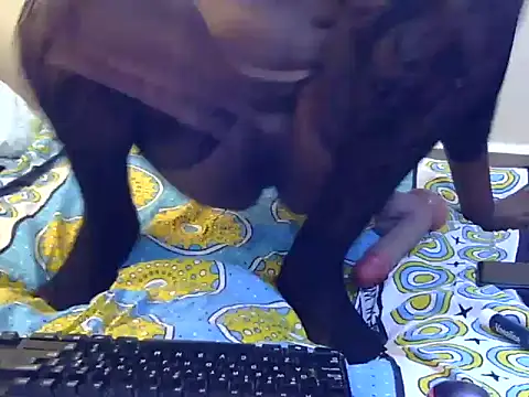 Snapshot of Rhofhi12 chatting on May 27, 4:31 am Rhofhi12 online show from May 27, 4:31 am