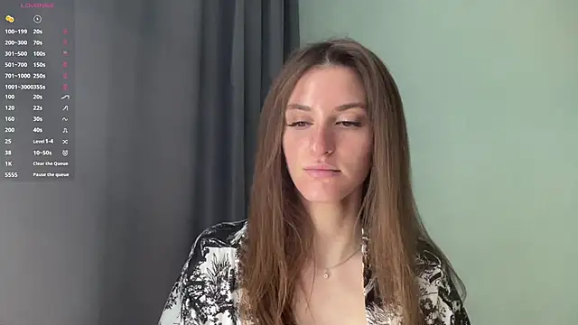 Moonstarisrares online show from June 3, 8:04 am