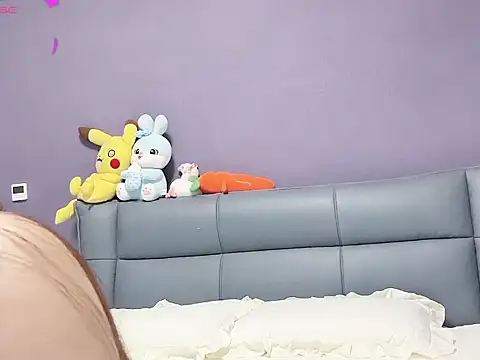 yao-yao-8726 online show from March 15, 1:40 pm