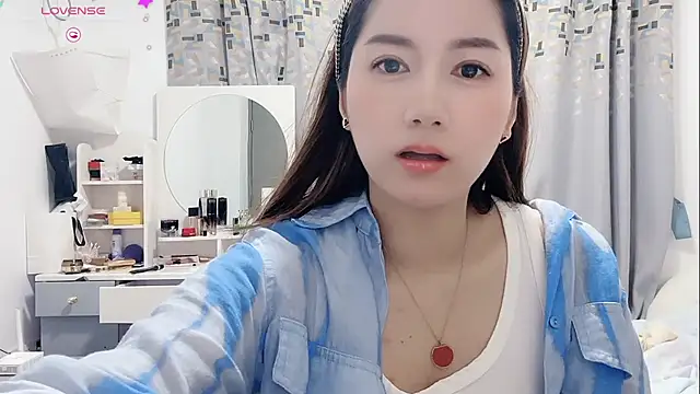 Snapshot of yao-yao-8726 chatting on April 23, 5:36 pm yao-yao-8726 online show from April 23, 5:36 pm