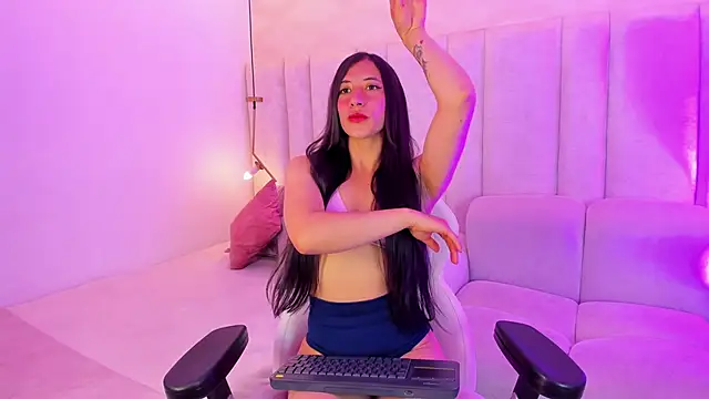 Snapshot of juli_carther chatting on March 20, 12:50 pm juli carther online show from March 20, 12:50 pm