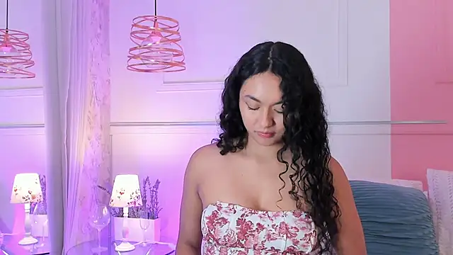 Snapshot of Arhii_khay chatting on June 19, 12:00 pm Arhii khay online show from June 19, 12:00 pm